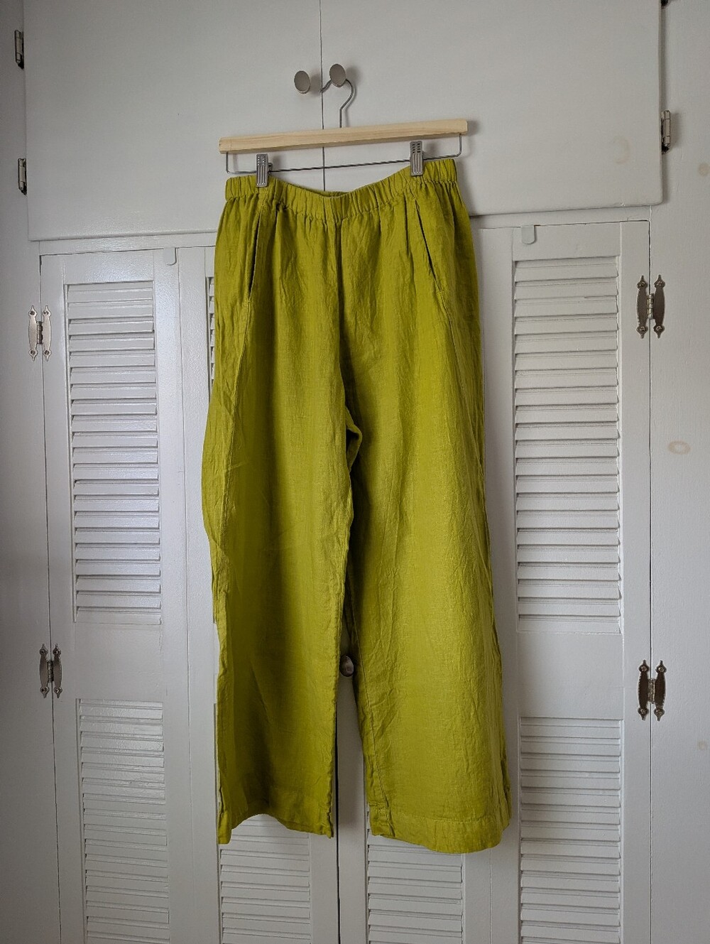 Wide-Leg Linen Blend Pants in Olive Green